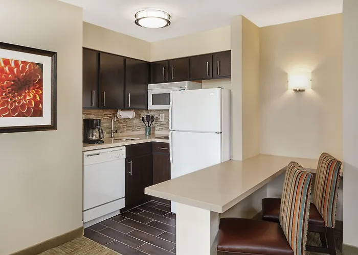 Staybridge By Ihg Hotel Glenview
