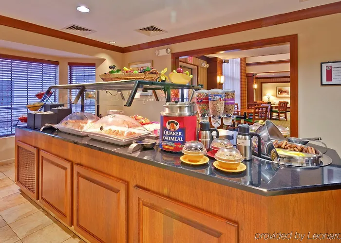 Hotel Staybridge By Ihg 3*