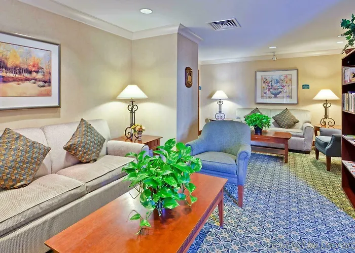Hotel Staybridge By Ihg 3*